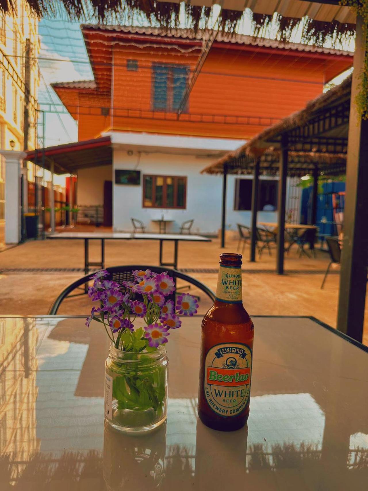 Venn Hostel В'єнтьян Екстер'єр фото