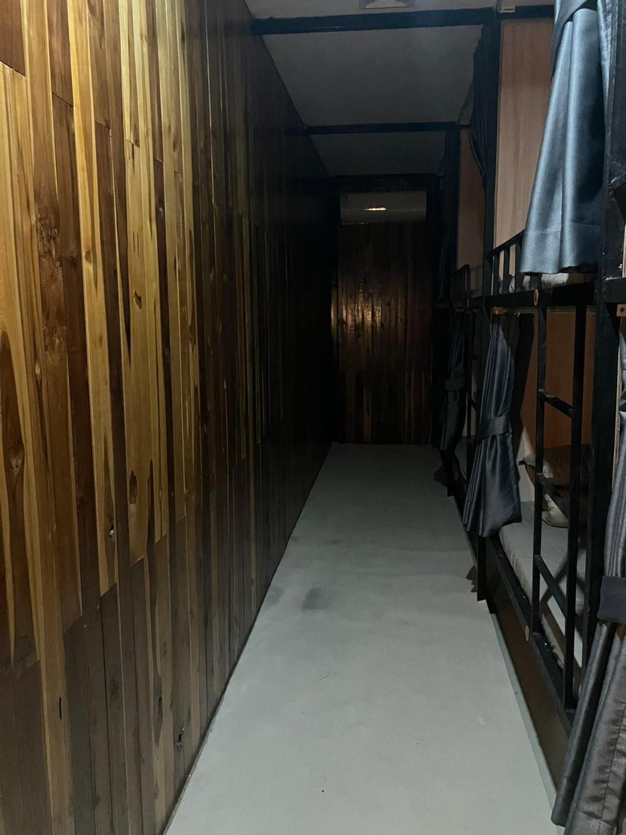 Venn Hostel В'єнтьян Екстер'єр фото