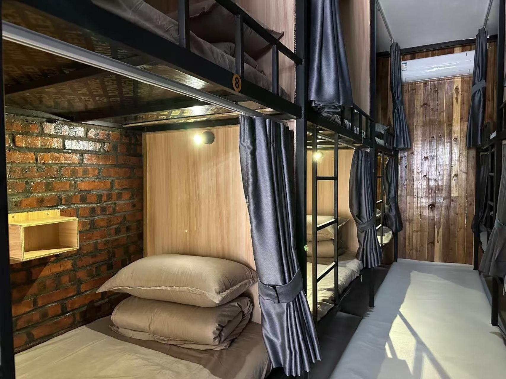 Venn Hostel В'єнтьян Екстер'єр фото
