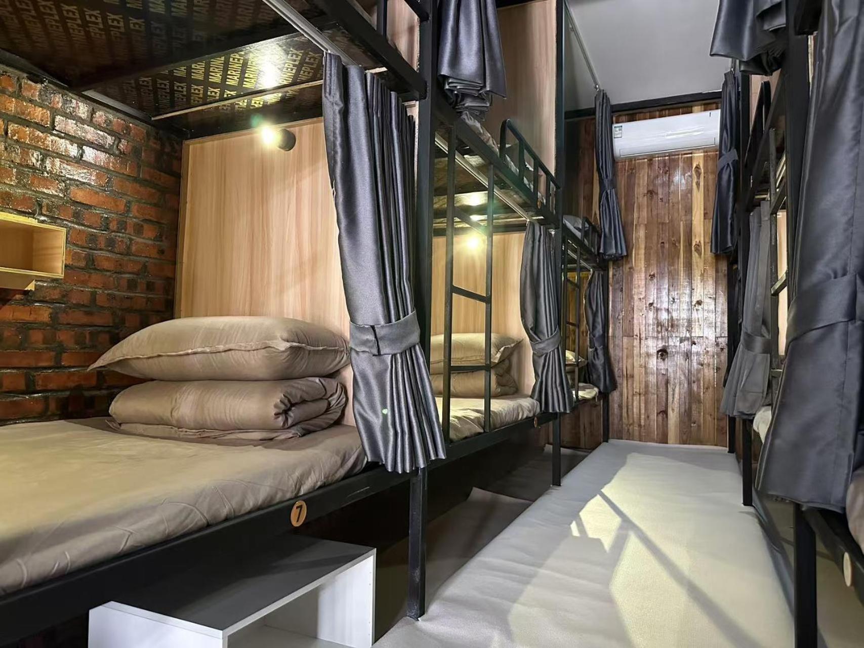 Venn Hostel В'єнтьян Екстер'єр фото