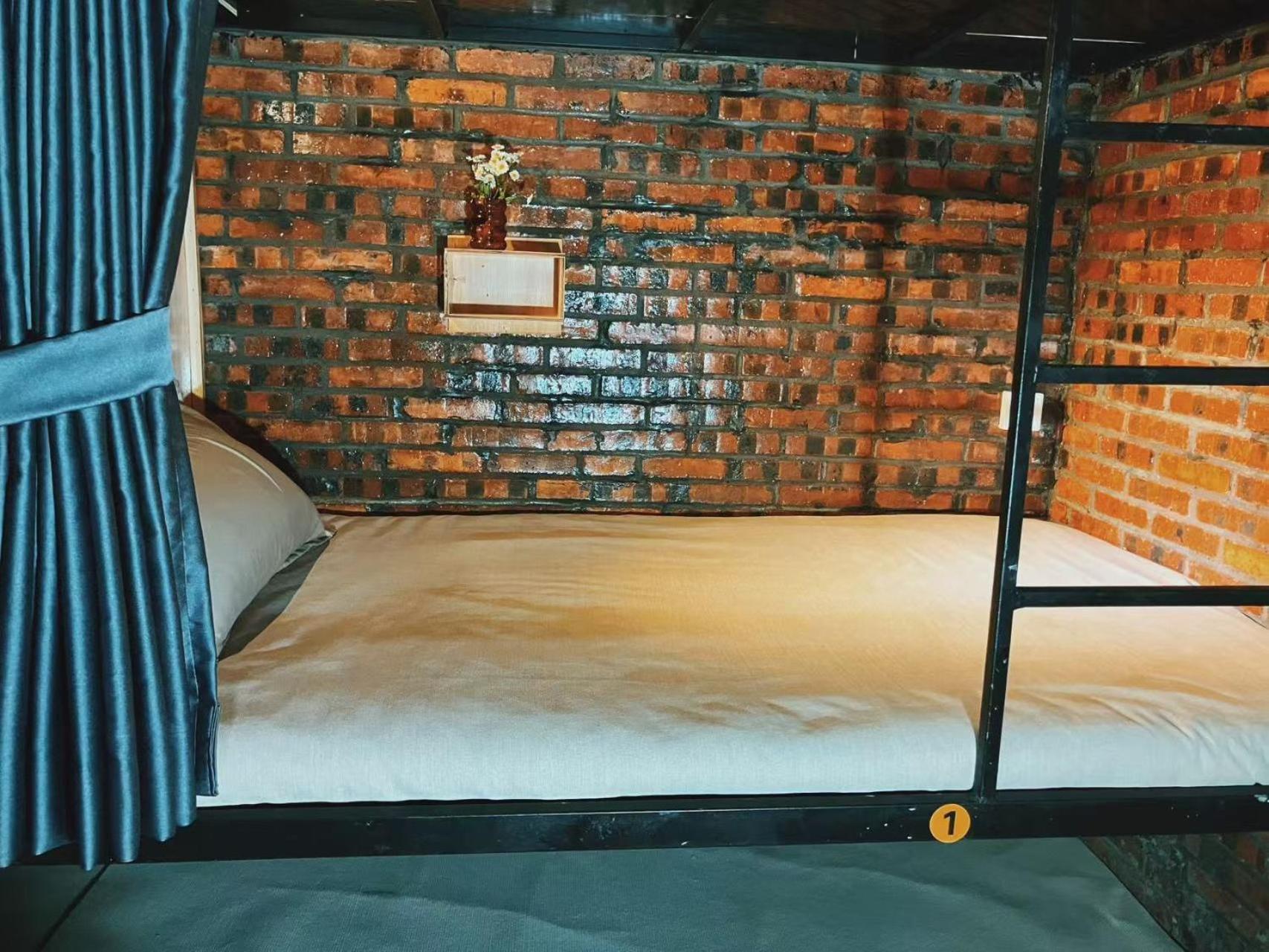 Venn Hostel В'єнтьян Екстер'єр фото