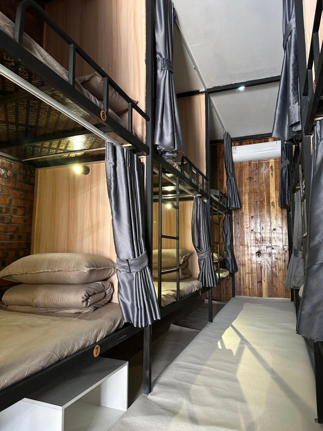 Venn Hostel В'єнтьян Екстер'єр фото
